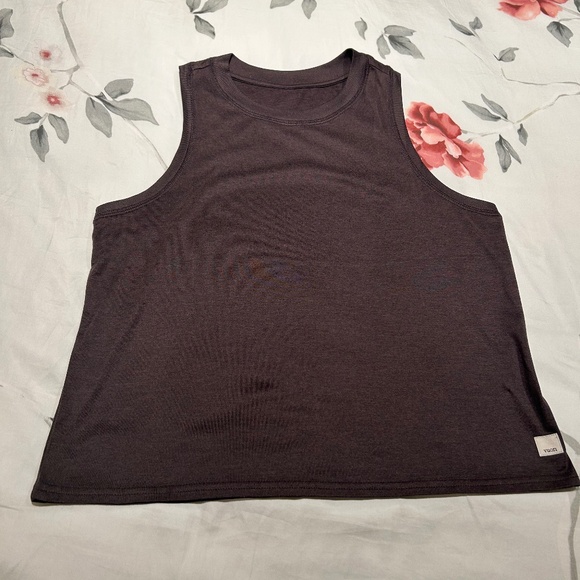 Vuori Energy Top EUC Size Small - Picture 5 of 5